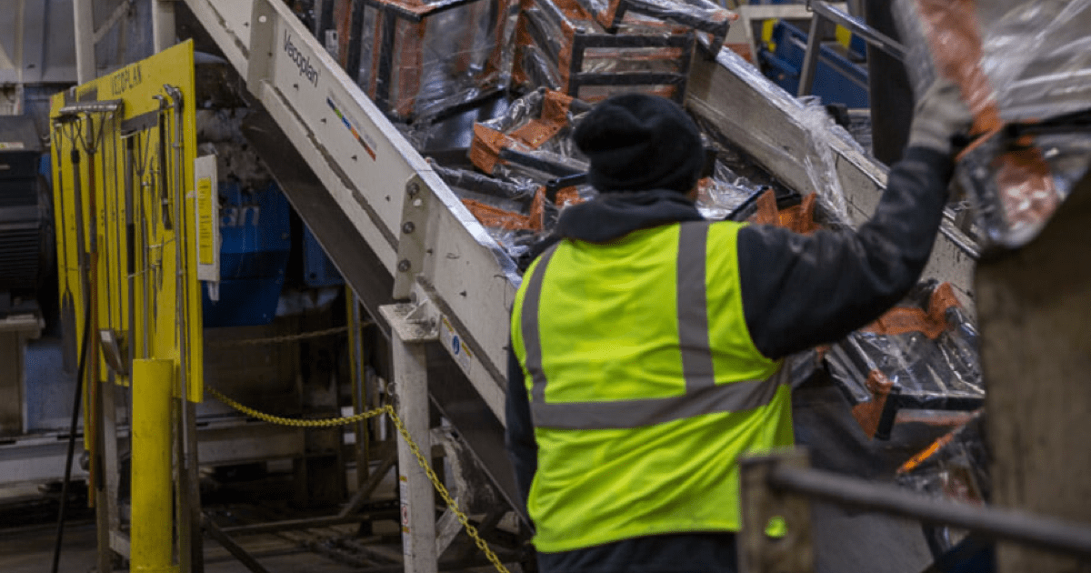 Plastics Machinery Operator NE Portland Denton Plastics